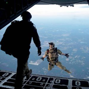 Image post by @airmanmagazine on Instagram