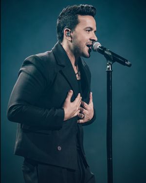 Image post by @luisfonsi on Instagram