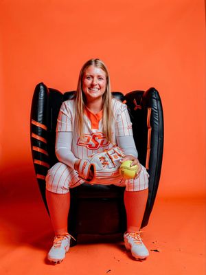 Image post by @d1softball on Instagram