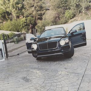 Image post by @iamaustinmartin on Instagram