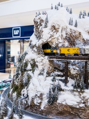 Image post by @aventuramall on Instagram