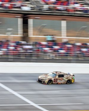 Image post by @stenhousejr on Instagram