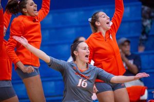Image post by @utrgvvolleyball on Instagram
