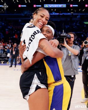 Image post by @MarchMadnessWBB on Twitter