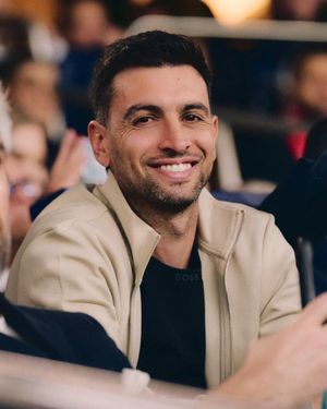 Image post by @psg on Instagram