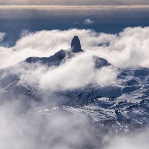 Image post by @whistlerblackcomb on Instagram