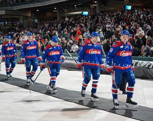Image post by @amerkshockey on Instagram