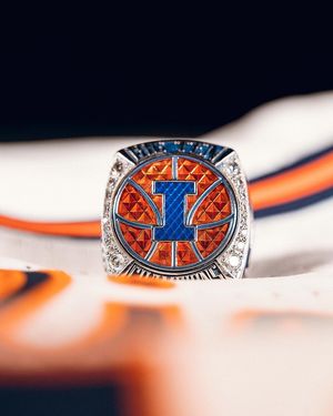 Image post by @illinimbb on Instagram