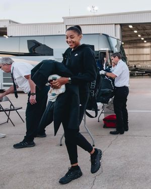 Image post by @smuwbb on Instagram