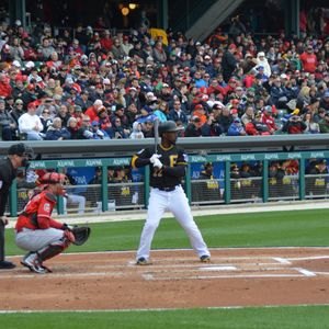 Image post by @indyindians on Twitter
