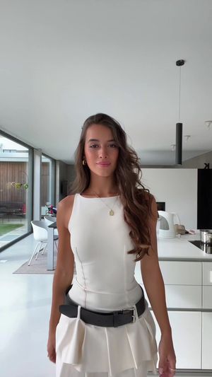 Video post by @emilykhll on TikTok