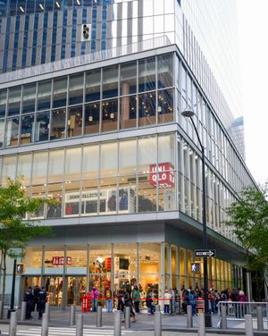 Image post by @uniqlousa on Instagram
