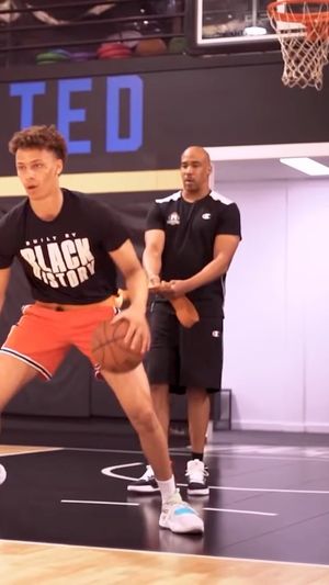 Video post by @hoopcityau on Instagram