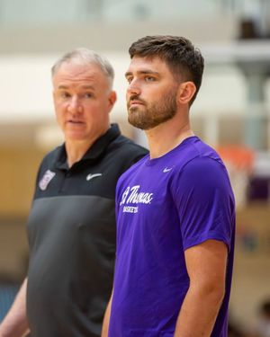 Image post by @tommiehoops on Instagram