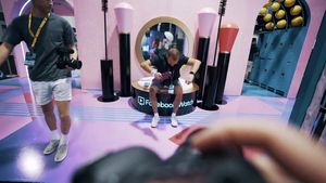 Video post by @freshtapemedia on Facebook