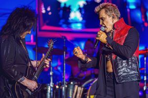 Image post by @billyidol on Instagram