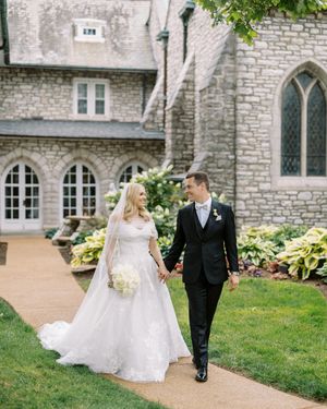 Image post by @allurebridals on Instagram