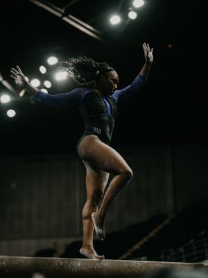 Image post by @elevatethestage on Instagram