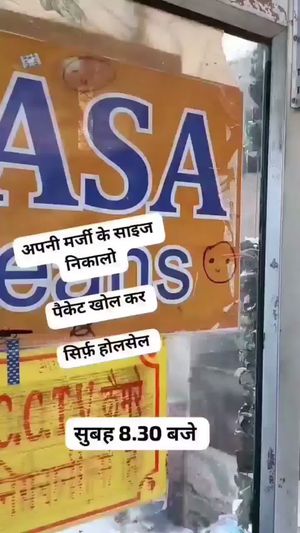 Video post by @jeans_factory_delhi on Instagram