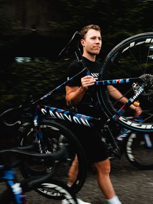 Image post by @wmncycling on Instagram