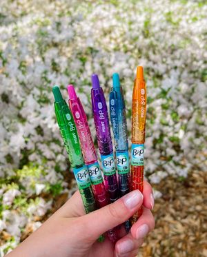 Image post by @pilotpenusa on Instagram