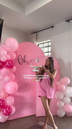 Video post by @sabrinanoellee on Instagram