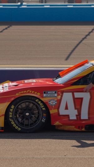 Video post by @stenhousejr on Instagram
