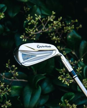 Image post by @taylormade_golf_japan on Instagram