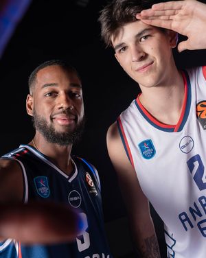 Image post by @anadoluefessk on Instagram