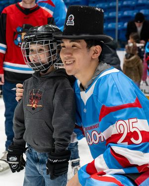 Image post by @bisonhockeyechl on Instagram