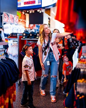 Image post by @astrosfoundation on Instagram