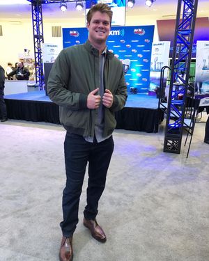 Image post by @samdarnold on Instagram