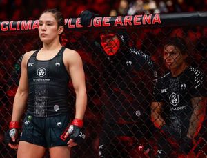 Image post by @alexa_grasso on Instagram