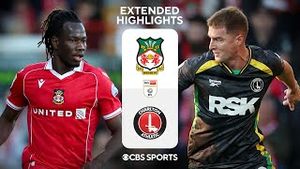 Video post by @cbssportsgolazo on YouTube