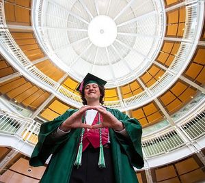 Image post by @uoregon on Instagram