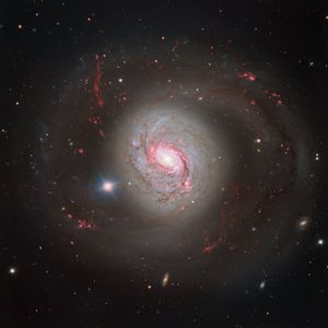 Image post by @ESO on Twitter