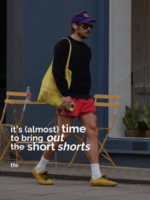 Image post by @thefashionobserve on Instagram
