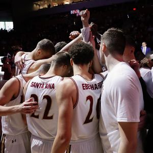 Image post by @elonmbasketball on Instagram