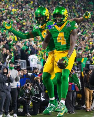 Image post by @oregonfootball on Instagram