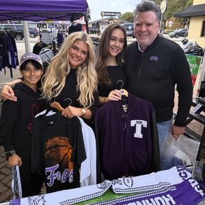 Image post by @fansvintagegear on Instagram