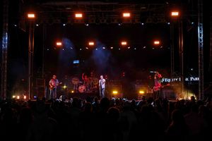 Image post by @eliyoungband on Instagram