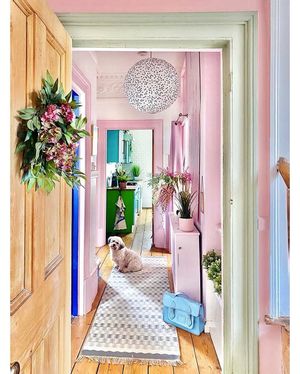 Image post by @annalysejacobs on Instagram