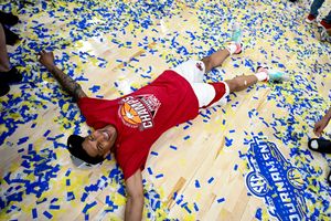 Image post by @carlymacklerphoto on Instagram