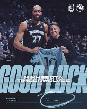 Image post by @mnufc on Instagram
