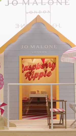 Video post by @jomalonelondon on TikTok