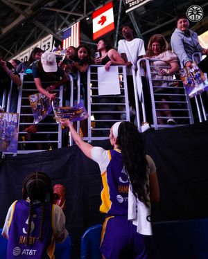 Image post by @la_sparks on Instagram