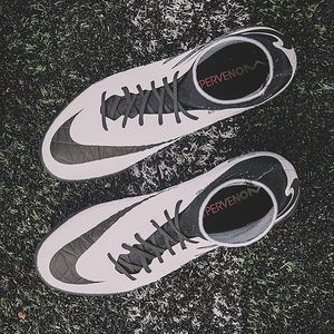 Image post by @soccerdotcom on Instagram