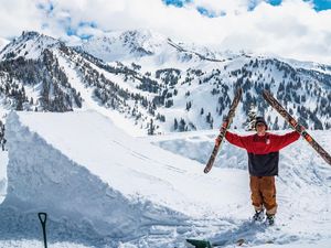 Image post by @j_skis on Instagram