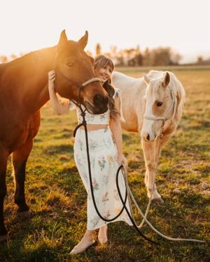 Image post by @cowgirlmagazine on Instagram