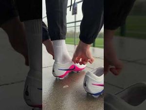 Video post by @prodirectsoccer on YouTube